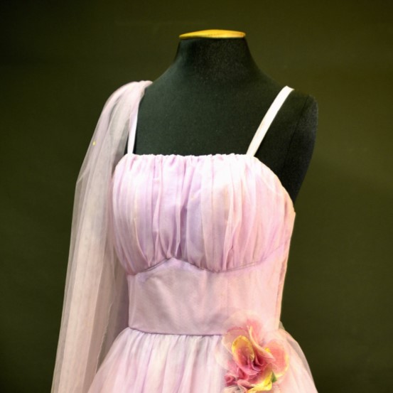 Featured image for the Ko te Kākahu o te Marama – Outfit of the Month exhibition