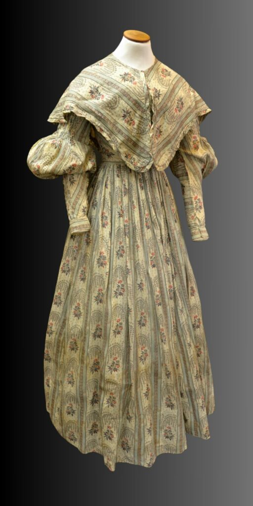 1830s muslin walking dress