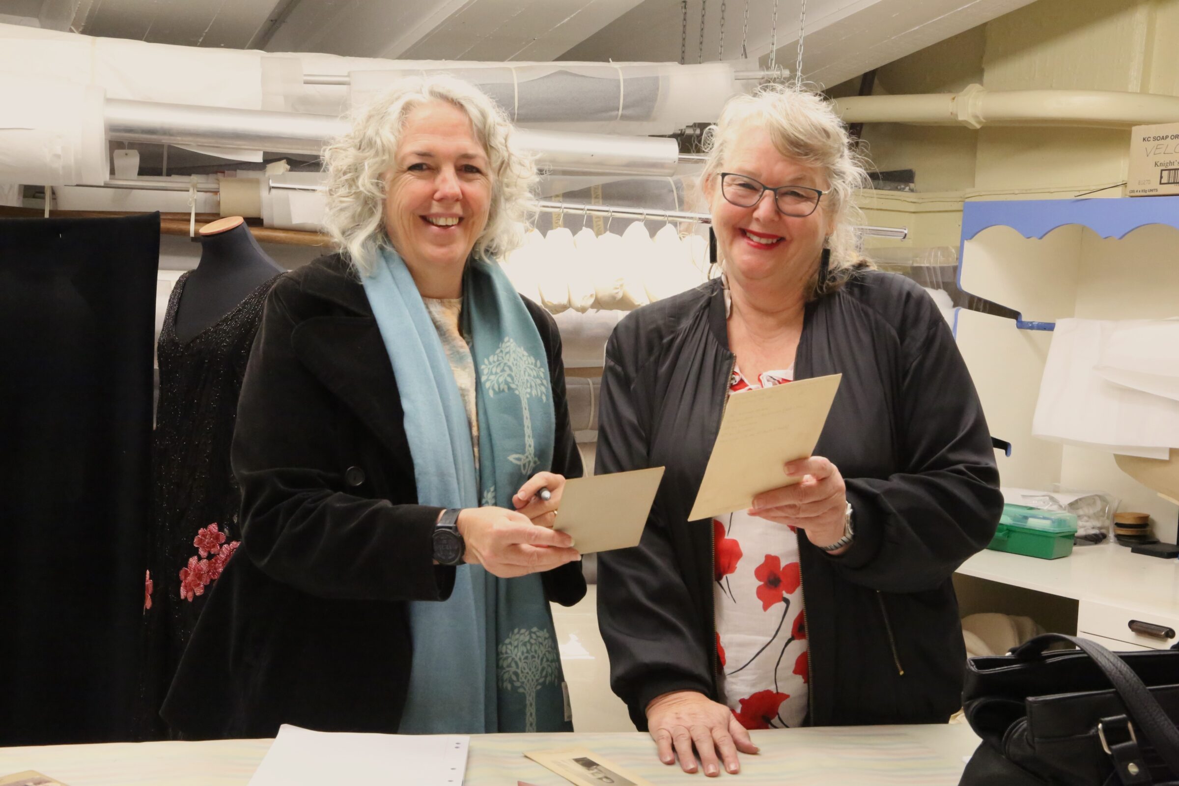 Featured image for “Heirloom Glamour: Tracing Family Threads Through Fashion Talk”